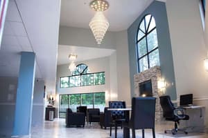 thumbnail: Lobby lounge