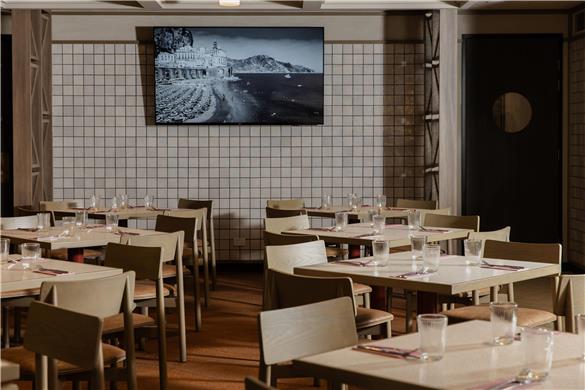 Dining,Dining Area,Restaurant,On-Site