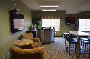 thumbnail: Lounge