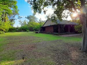 thumbnail: Garden view