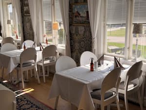 thumbnail: Interior