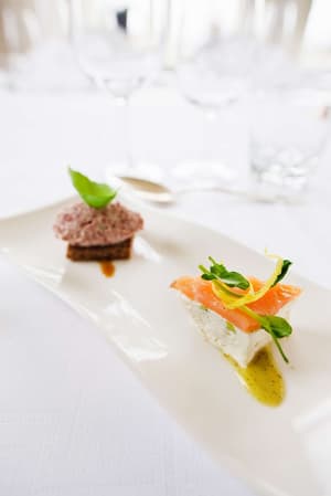 thumbnail: Restaurant