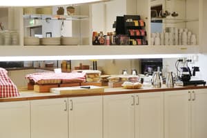 thumbnail: Breakfast area