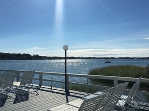 thumbnail: Front of property