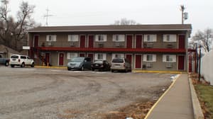 thumbnail: Front of property