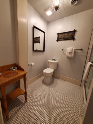 thumbnail: Bathroom