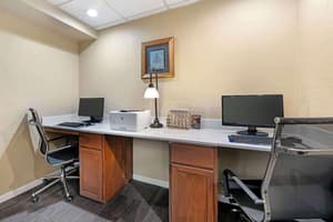 thumbnail: Business center