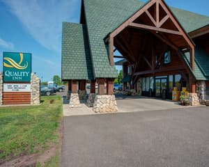 thumbnail: Front of property