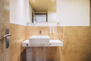 thumbnail: Bathroom