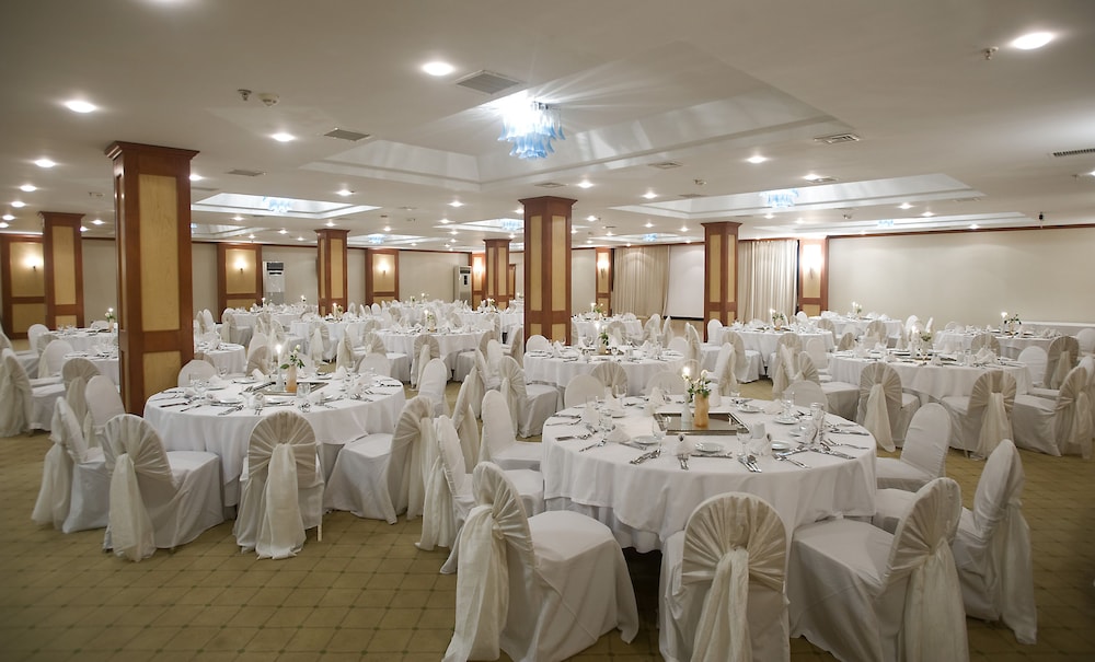 Restaurant-cafeteria