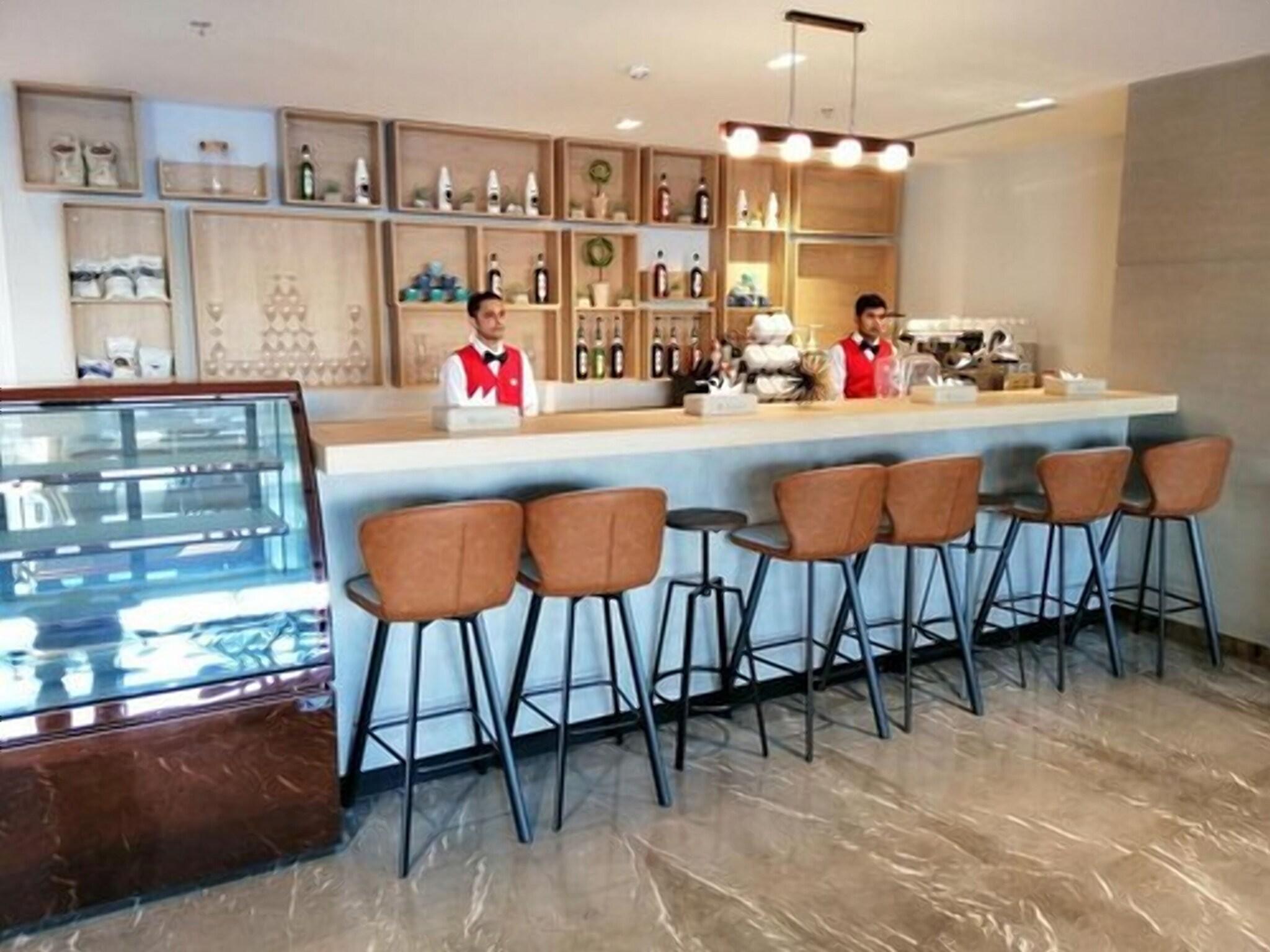 Restaurant-cafeteria