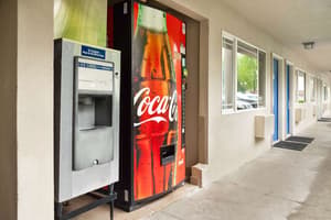thumbnail: Vending machine