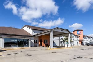 Motel 6 Waterloo, IA