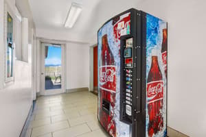 thumbnail: Vending machine