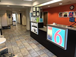 thumbnail: Reception