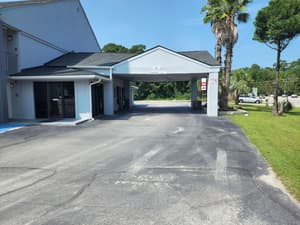 thumbnail: Front of property