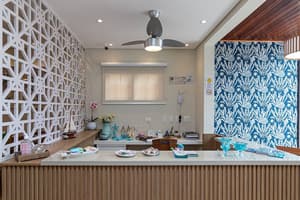 thumbnail: Breakfast area