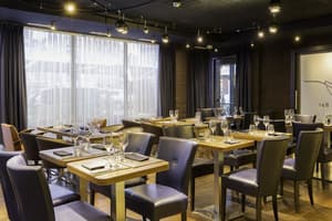 thumbnail: Restaurant