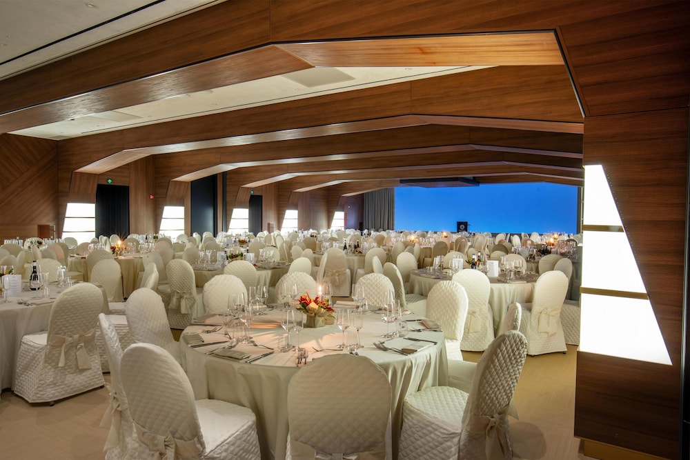 Indoor wedding