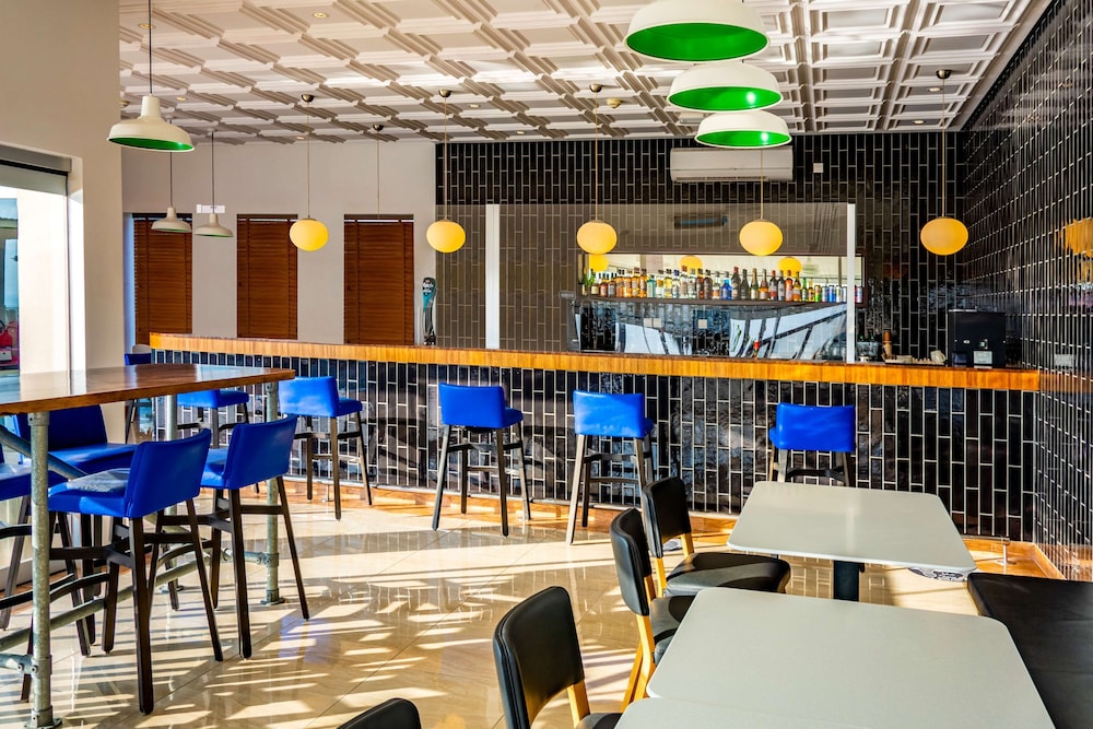 Restaurant-cafeteria