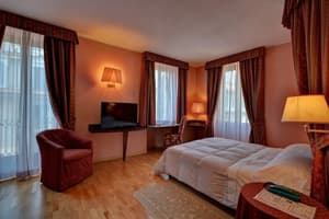 thumbnail: Room