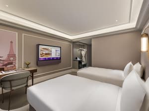 thumbnail: Room