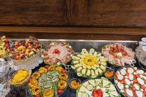 thumbnail: Breakfast buffet