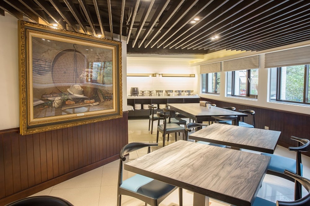 Restaurant-cafeteria