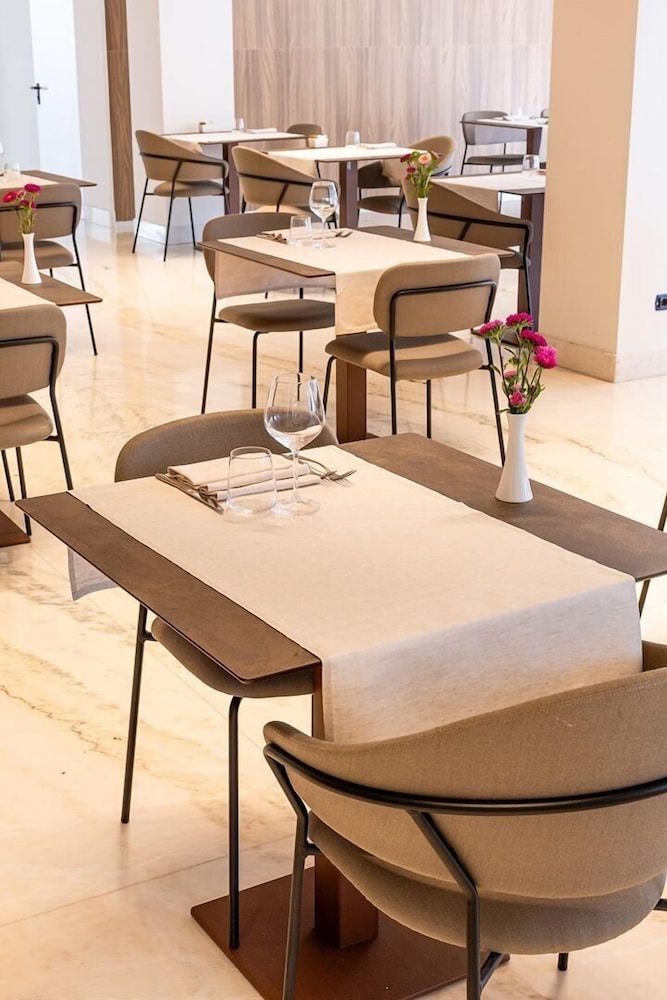 Restaurant-cafeteria