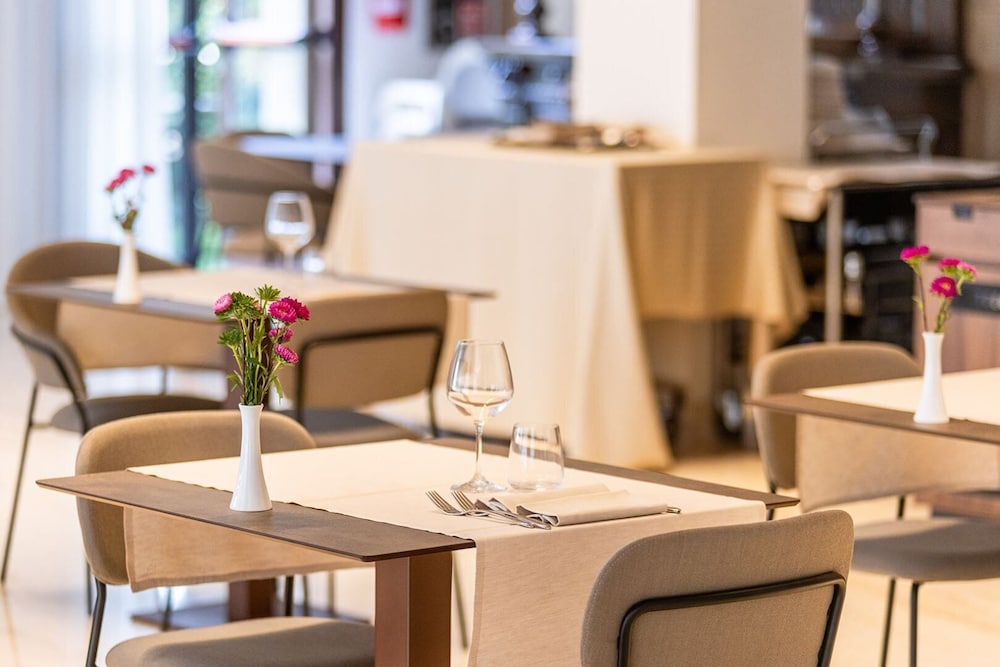 Restaurant-cafeteria