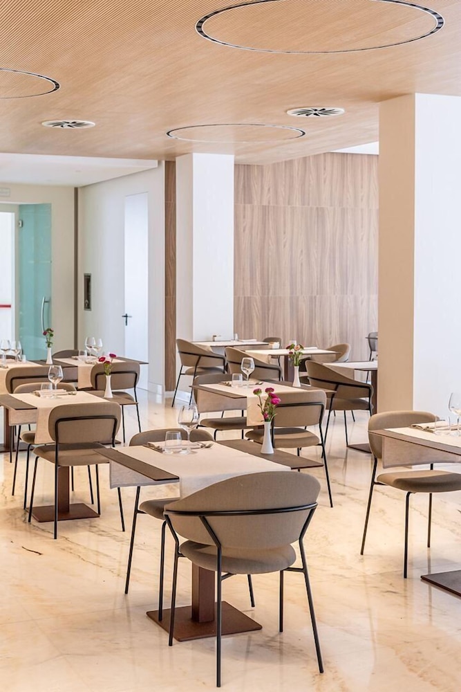 Restaurant-cafeteria