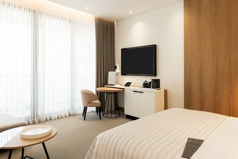 King Royal Club JBR View Room