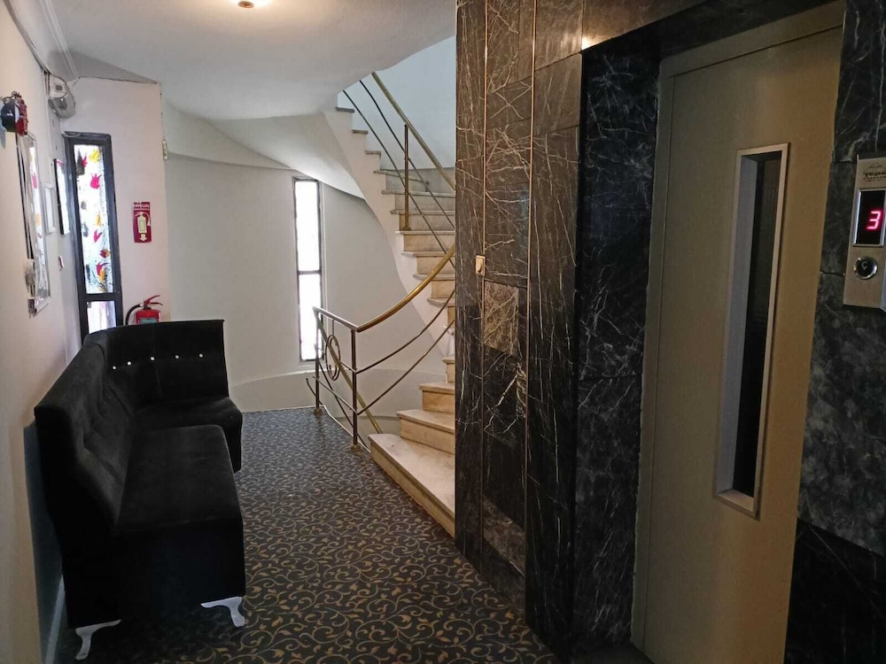 Elevator