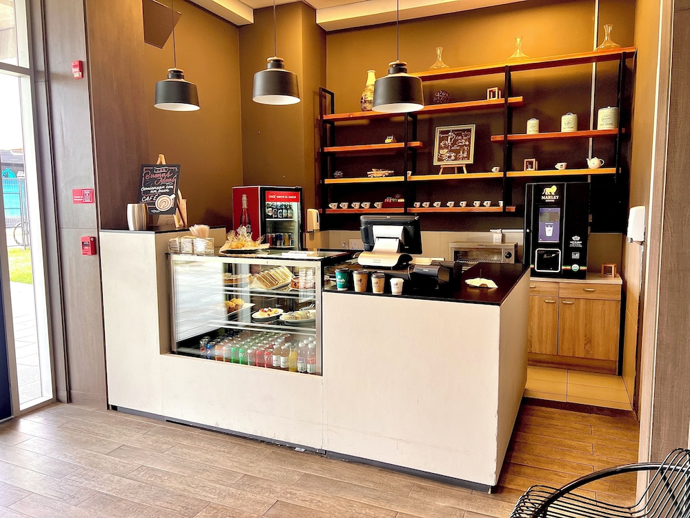 Coffee shop