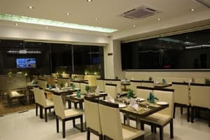 thumbnail: Restaurant