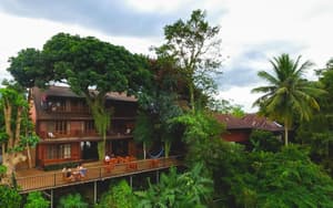 thumbnail: Exterior