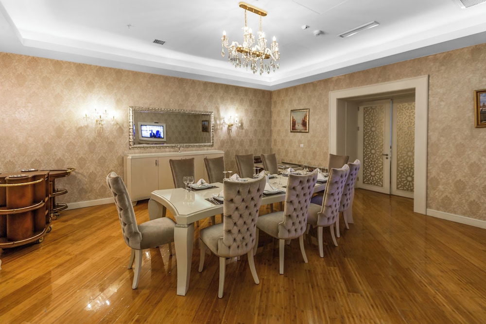 Restaurant-cafeteria