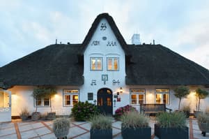 thumbnail: Front of property - evening/night