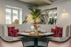 thumbnail: Restaurant