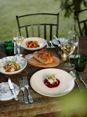 Hartnett Holder & Co Food