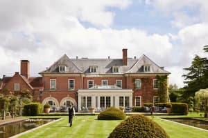 thumbnail: Exterior