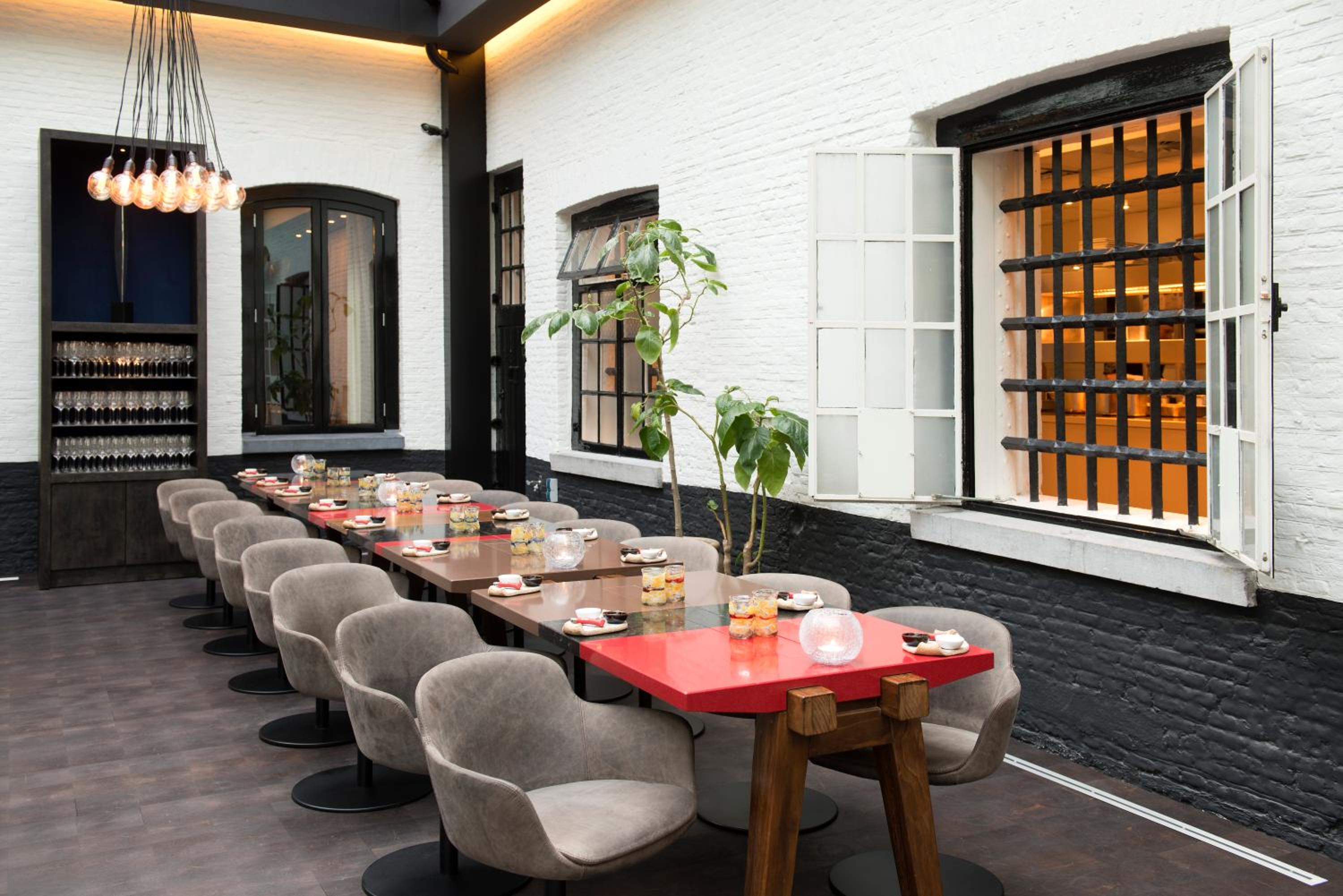 Restaurant-cafeteria