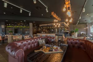 thumbnail: Restaurant