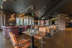 thumbnail: Restaurant