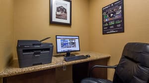 thumbnail: Business center
