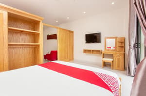 thumbnail: Room