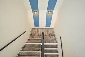 thumbnail: Staircase