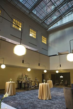 thumbnail: Reception