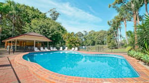 thumbnail: Outdoor pool