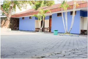 thumbnail: Exterior
